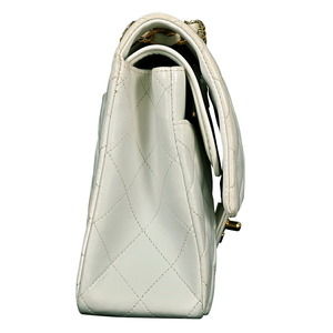 Chanel White Chain Flap Shoulder Matelasse Leather Bag W
